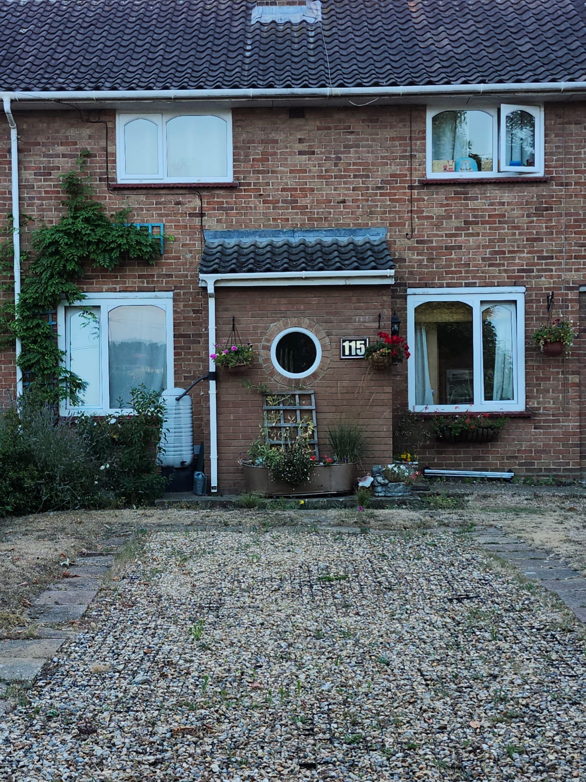 The front of Fiona's house